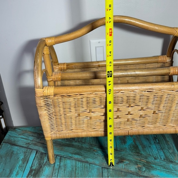 Decorative Vintage Bamboo/Rattan Magazine Rack  Heart Shape - Picture 6 of 10